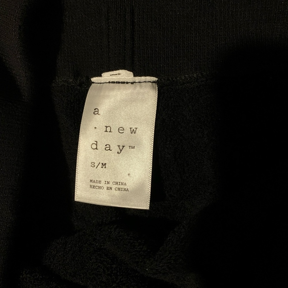 a new day s/m new leggings never worn.